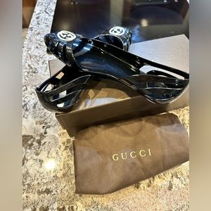 Authentic Gucci Rubber sandals black/white